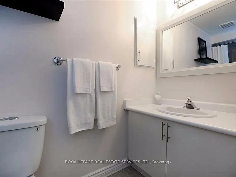 4111 Arbour Green Dr #7 — Photo 15