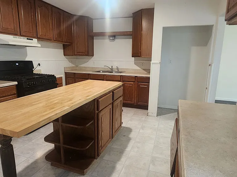 209 Redrock Dr — Photo 6