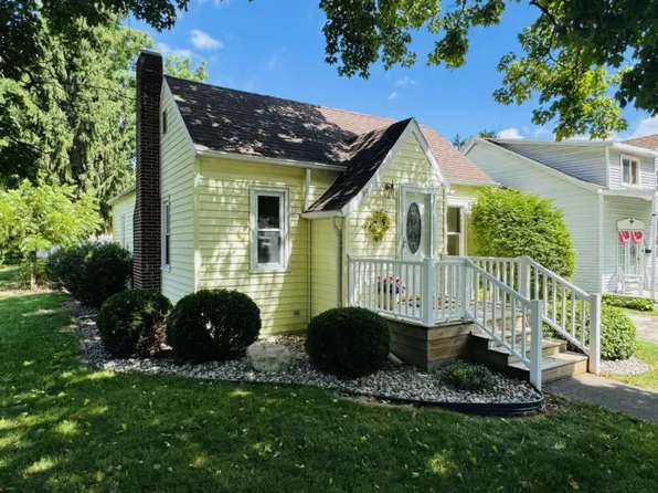 654 W Sherman St, Caro, MI 48723