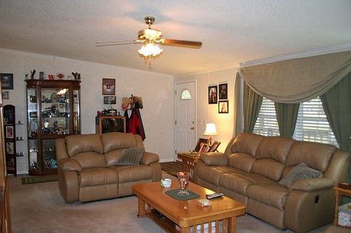 5th image of 295 Jeanne Ln