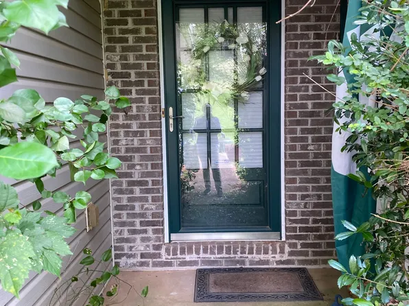 413 W Wind Dr, Villa Rica, GA 30180