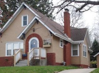 604 W Main St, Savannah, MO 64485