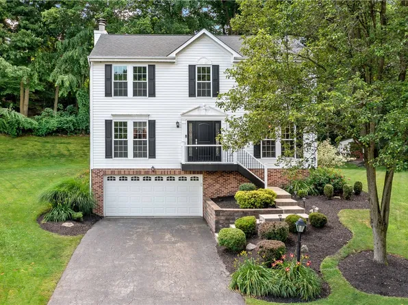 328 Shady Glen Dr, Coraopolis, PA 15108