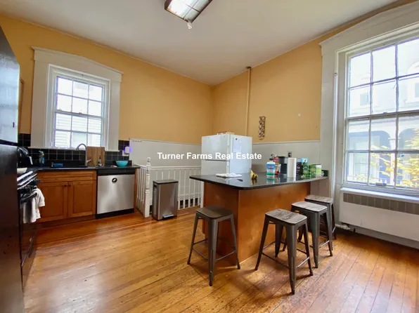 139 Hillside St, Roxbury Crossing, MA