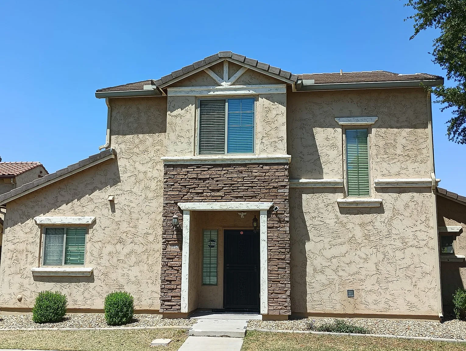 2348 N 84th Drive — Photo 3
