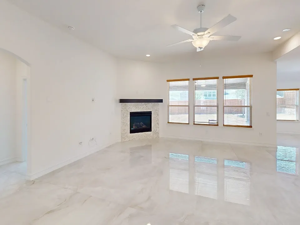 6509 Mill Creek Dr