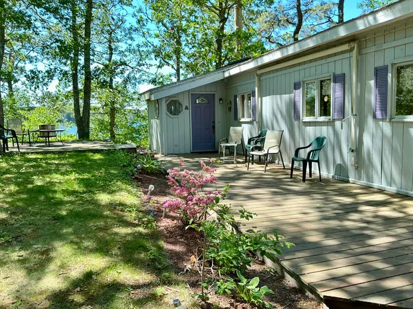 84 Lakewood Drive, Mashpee, MA 02649