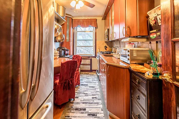 Sold by Prime Realty | media 2