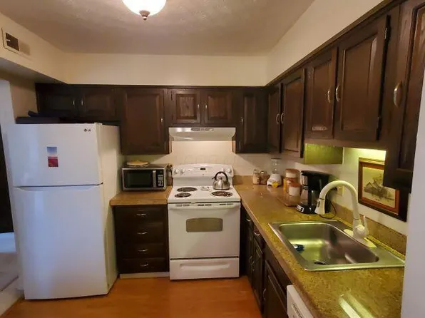 5357 Portland St APT 304, Columbus, OH 43235