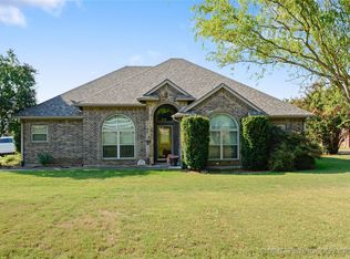 5923 Wilson St, Durant, OK 74701