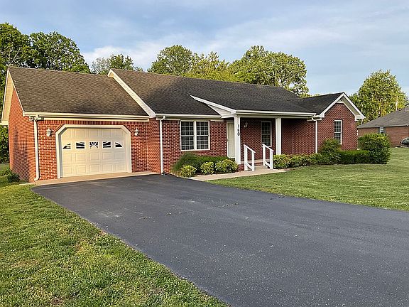 2nd image of 160 Cherokee Dr