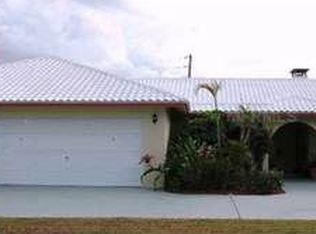 398 Whitfield Ave, Sarasota, FL 34243