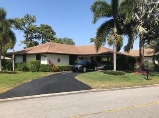 439 Pine Villa Dr, Atlantis, FL 33462