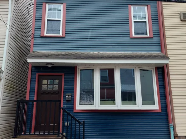 4790 Yew St, Pittsburgh, PA 15224