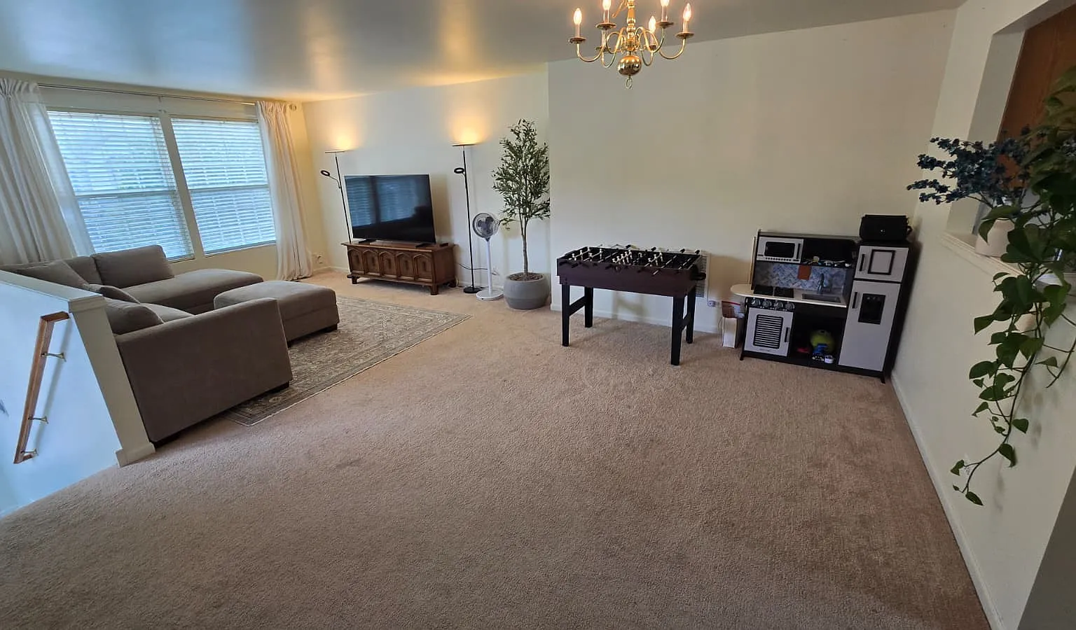 3 bed, 2.5 bath, 2019 sqft, $2,700 — Photo 4