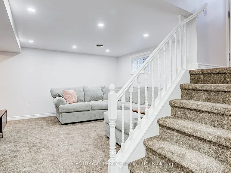 144 Taylor Ave #BASEMENT — Photo 7