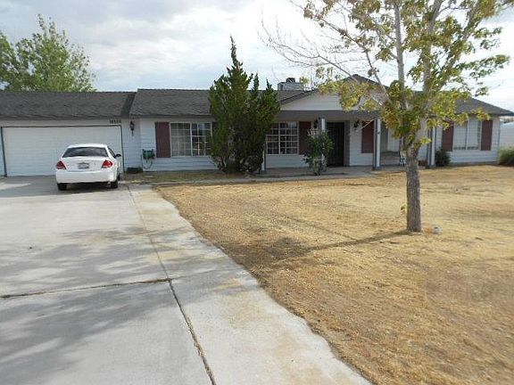 3rd image of 18508 Live Oak St