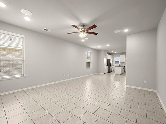 4th image of 7446 French Quarter Ct