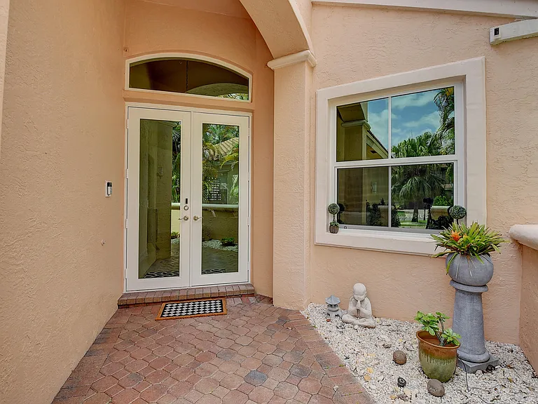 11182 Sea Grass Cir — Photo 3