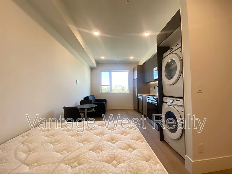 720 Klo Rd #413 — Photo 8