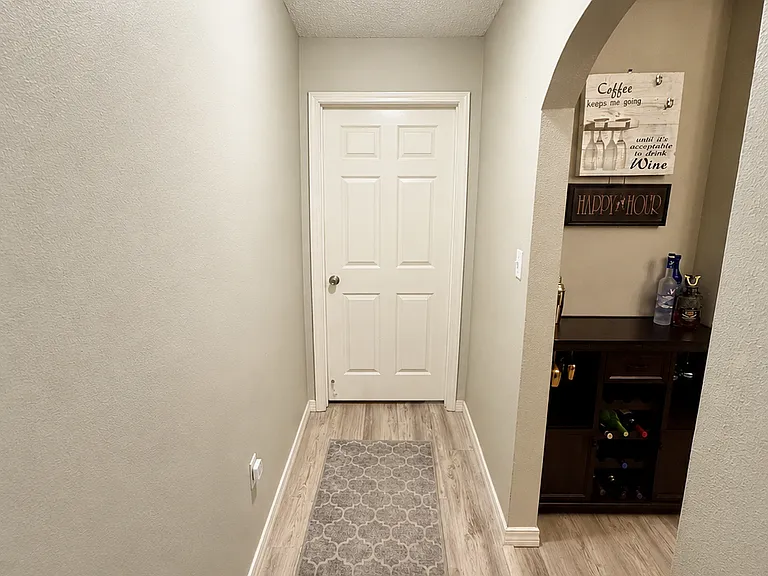 596 Batten Blvd — Photo 21