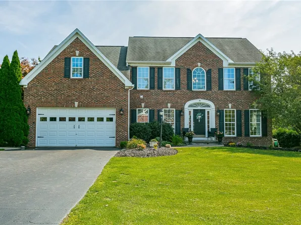 4 Chadwick Mnr, Fairport, NY 14450