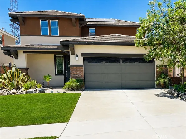 5000 River Ash Way, Fontana, CA 92336