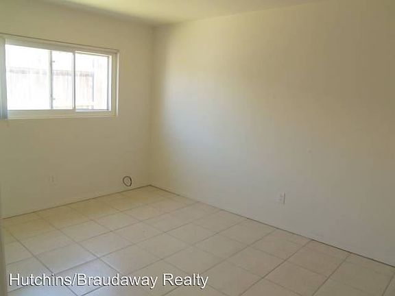 5th image of 862 Florida St