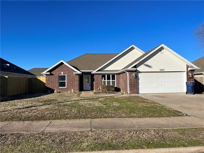 1207 E Liberty, Siloam Springs, AR, 72761