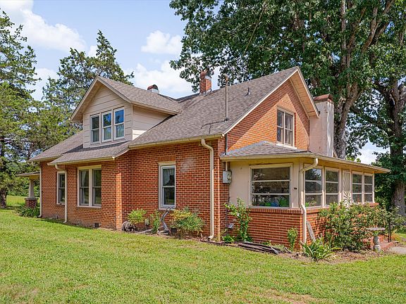 5th image of 3795 Graham Sherron Rd