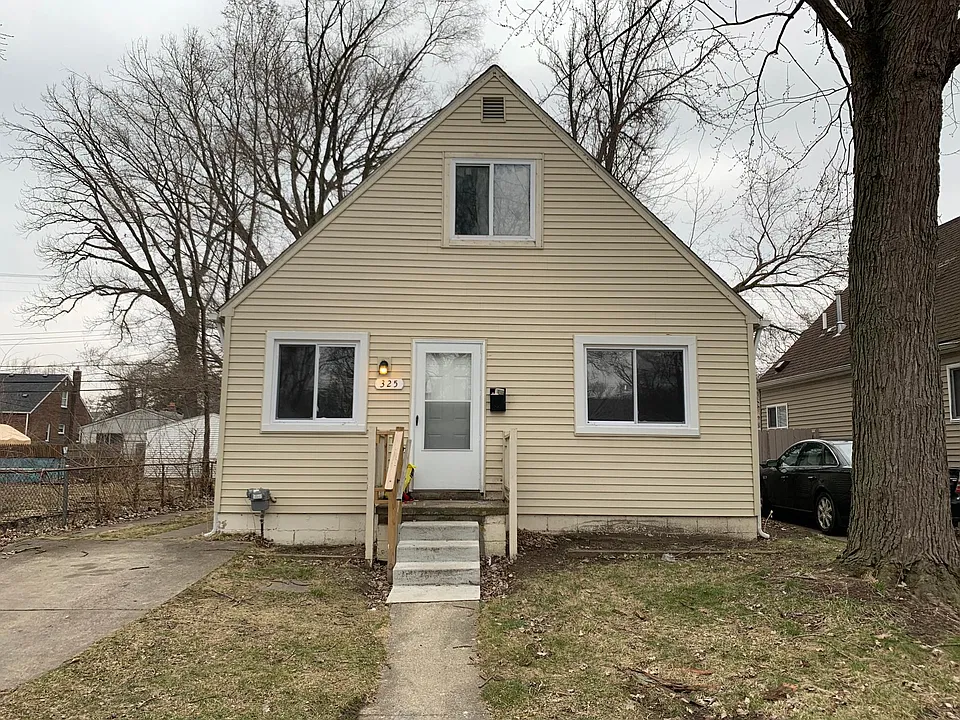 325 E Madge Ave