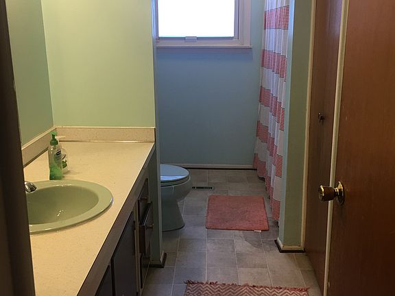 2nd image of 8469 Hugh St