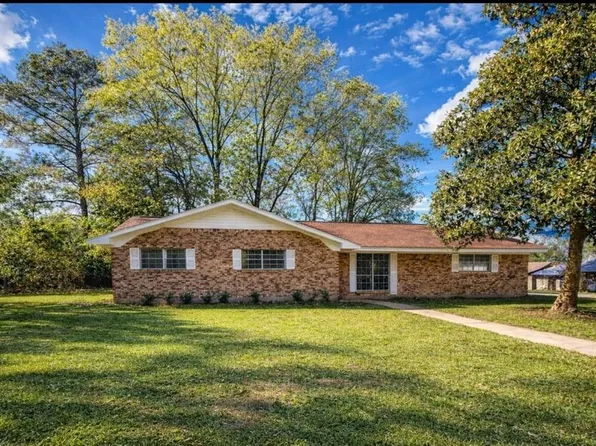 209 N King St, Winnfield, LA 71483