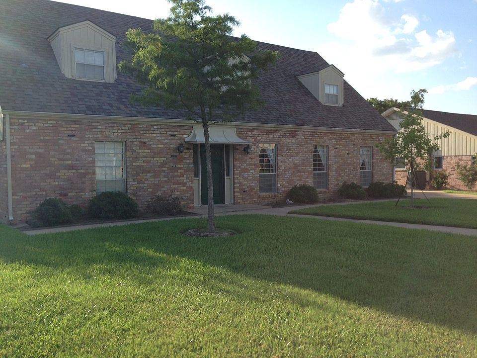 1st image of 2507 Memorial Dr