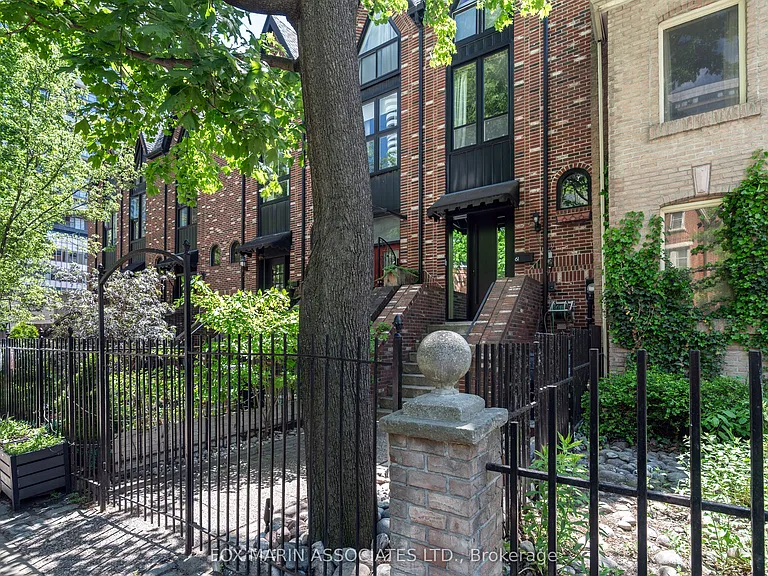 61 McGill St — Photo 49