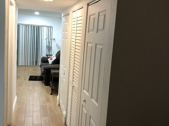 3rd image of 20600 NW 7th Ave APT 102