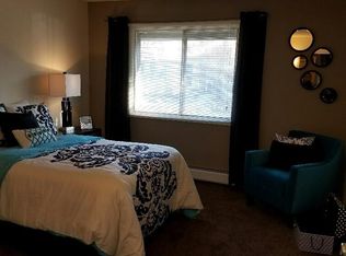 1707 N Arbogast St, Griffith, IN 46319