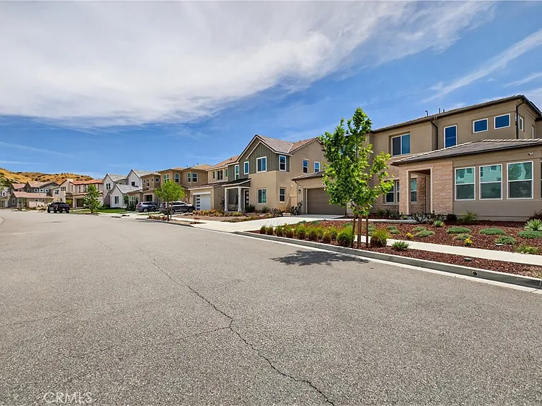 17728 Ridgeline Ct — Photo 3