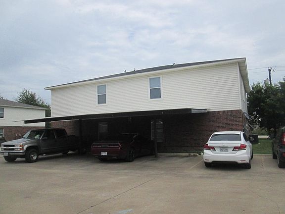 4th image of 308 S Magnolia St APT C