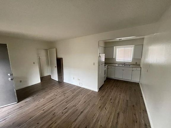 4th image of 1918 16th St APT G