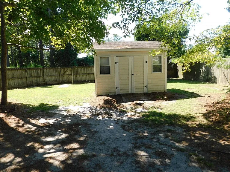 711 Barney Fones Dr — Photo 53
