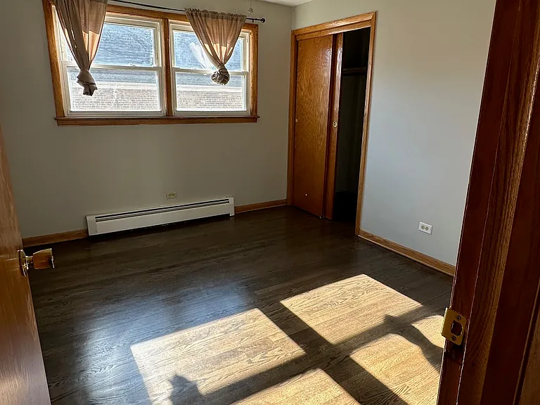 3601 S Damen Ave #2B — Photo 8