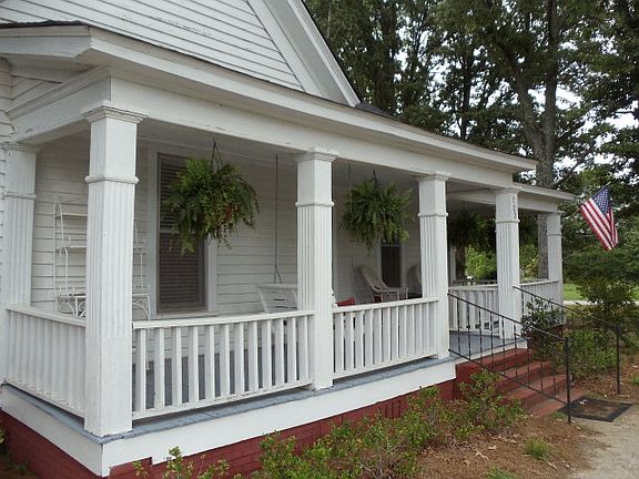 3rd image of 700 Kuglar Rd