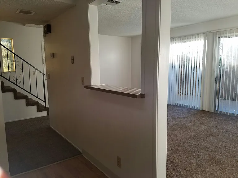 1078 Franklin Ave — Photo 86