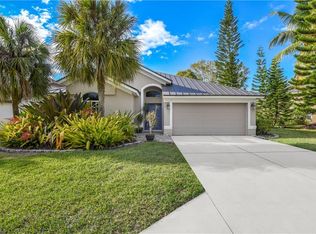 7864 Gardner Dr, Naples, FL 34109