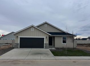 323 W Omphale St, Kuna, ID 83634