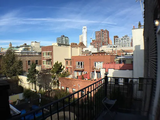 Rented by Francine Realty | media 39