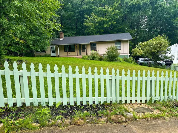 200 Oakley Dr, State College, PA 16803