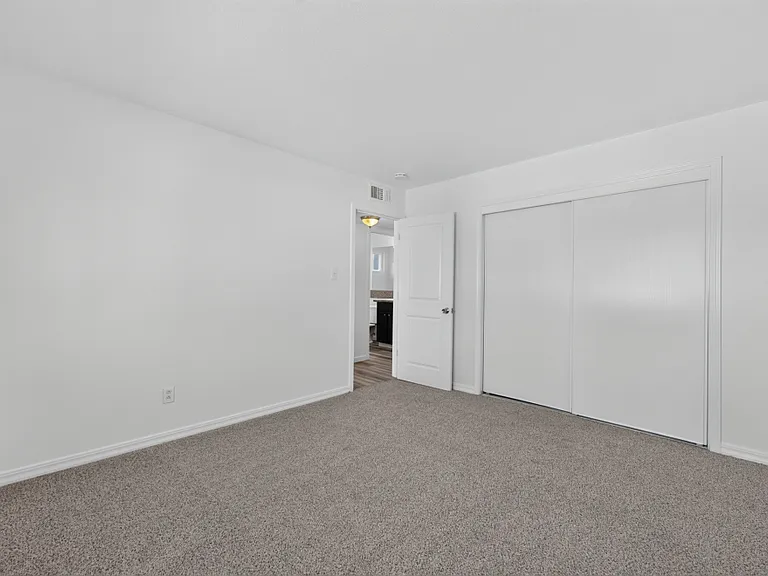 812 Carro Dr #4 — Photo 9
