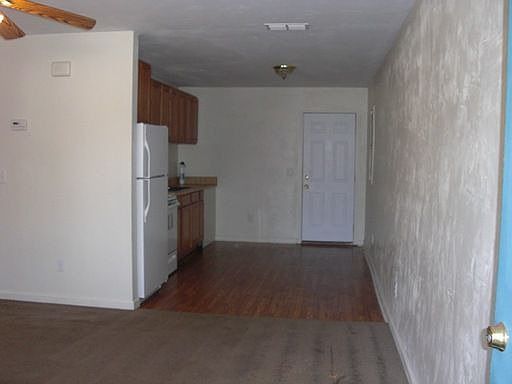 4th image of 1221 Abraham St